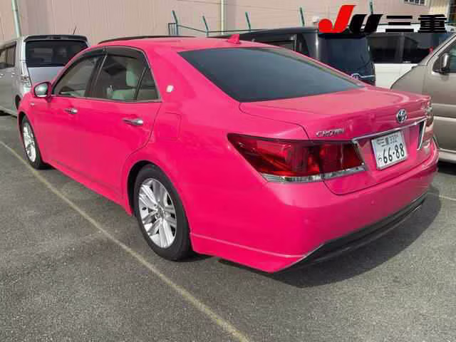 TOYOTA CROWN