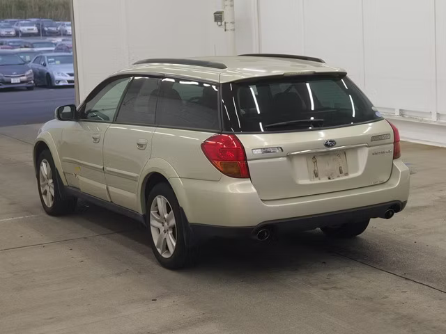 SUBARU OUTBACK