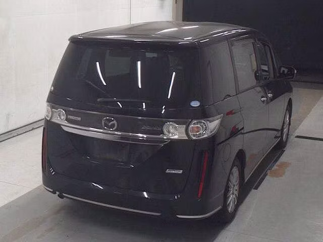 MAZDA BIANTE
