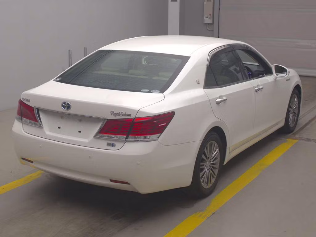 TOYOTA CROWN