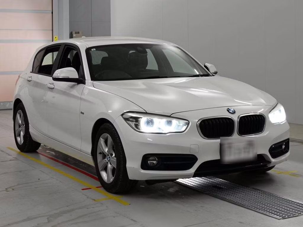 BMW 1-SERIES