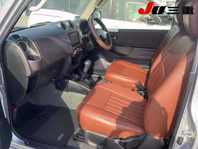 MITSUBISHI PAJERO MINI