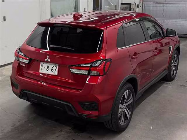 MITSUBISHI RVR