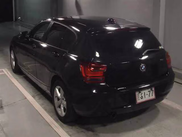 BMW 1-SERIES