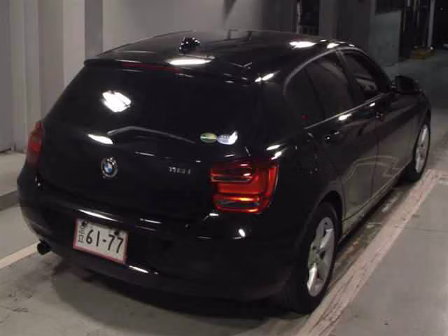 BMW 1-SERIES