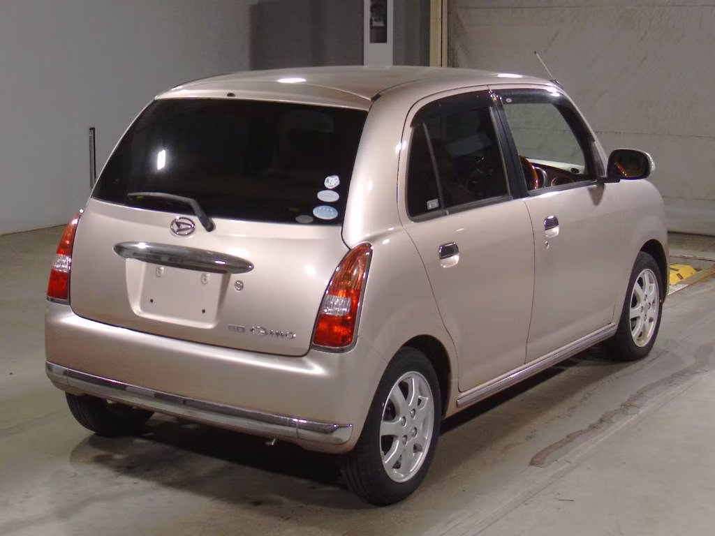 DAIHATSU MIRA GINO
