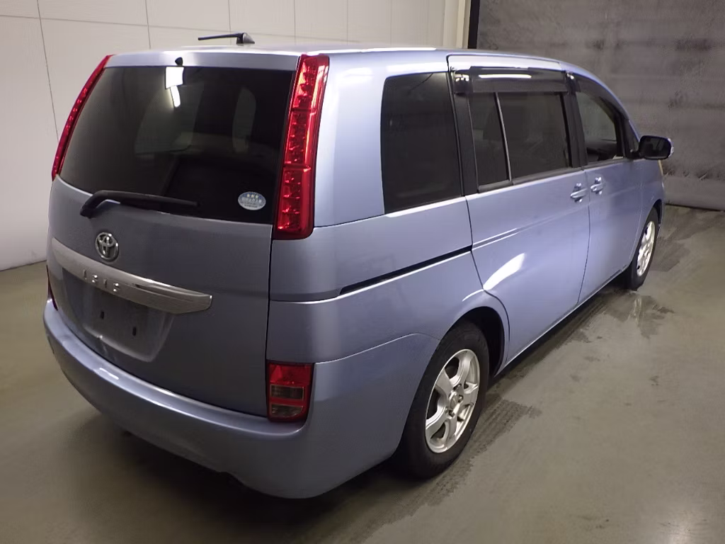 TOYOTA ISIS