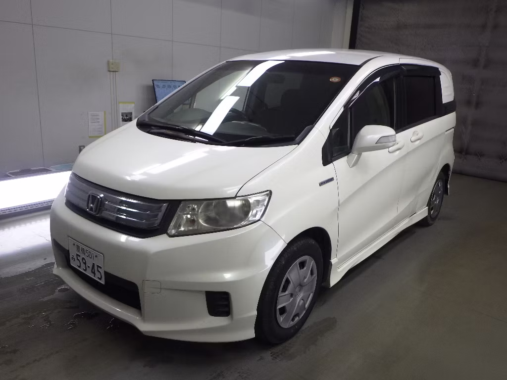 HONDA FREED SPIKE