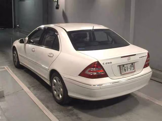 MERCEDES-BENZ C-CLASS