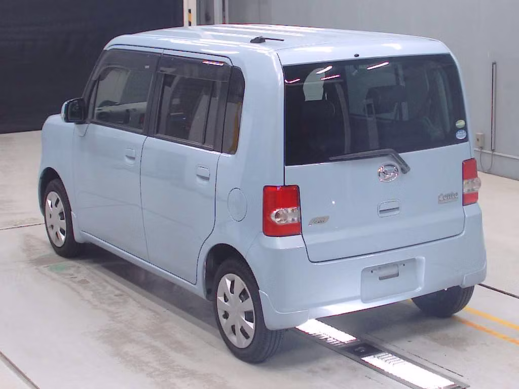 DAIHATSU MOVE CONTE