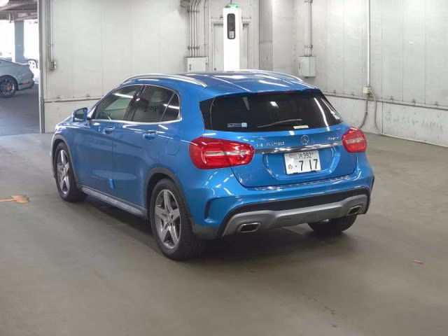 MERCEDES-BENZ GLA-CLASS