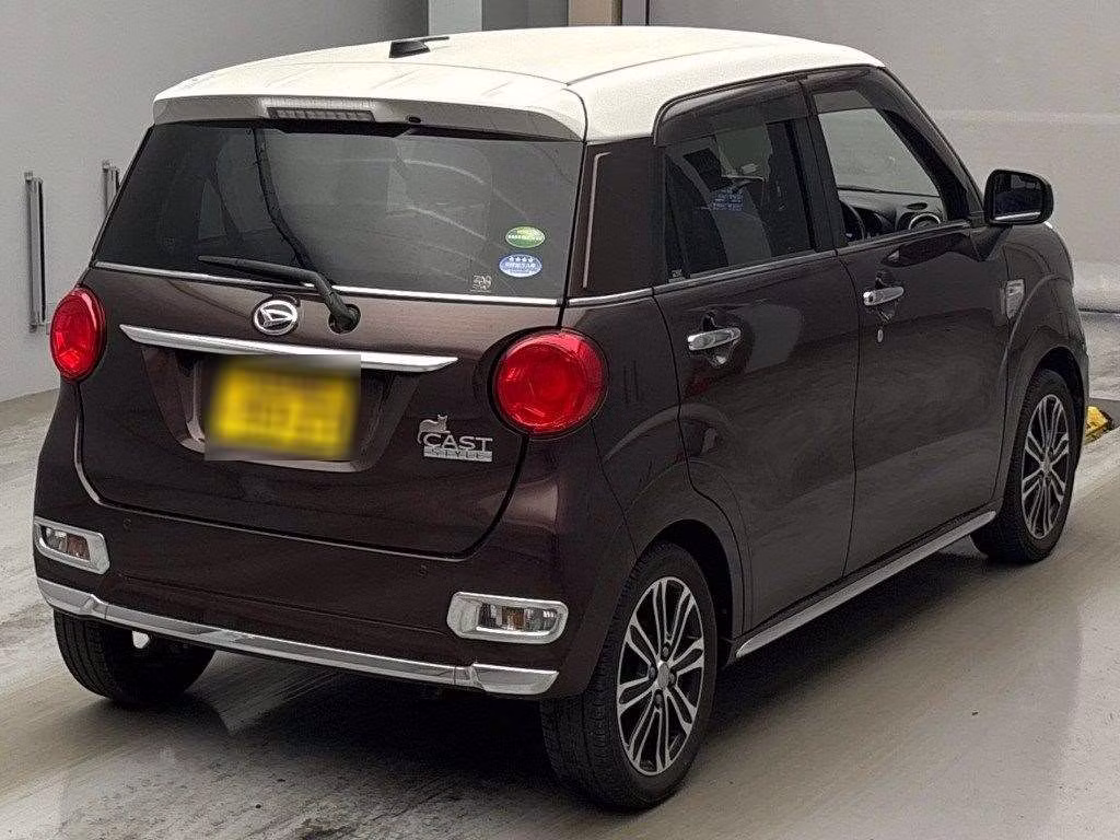 DAIHATSU CAST