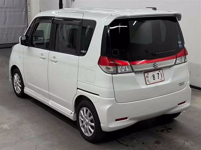 SUZUKI SOLIO