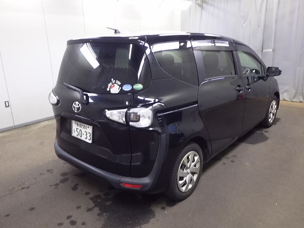 TOYOTA SIENTA