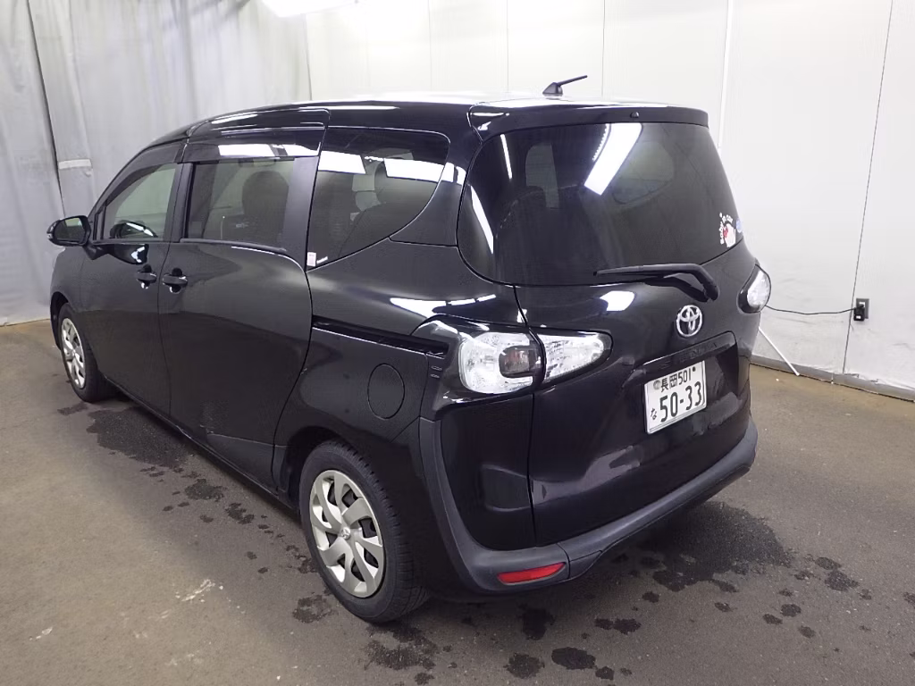 TOYOTA SIENTA
