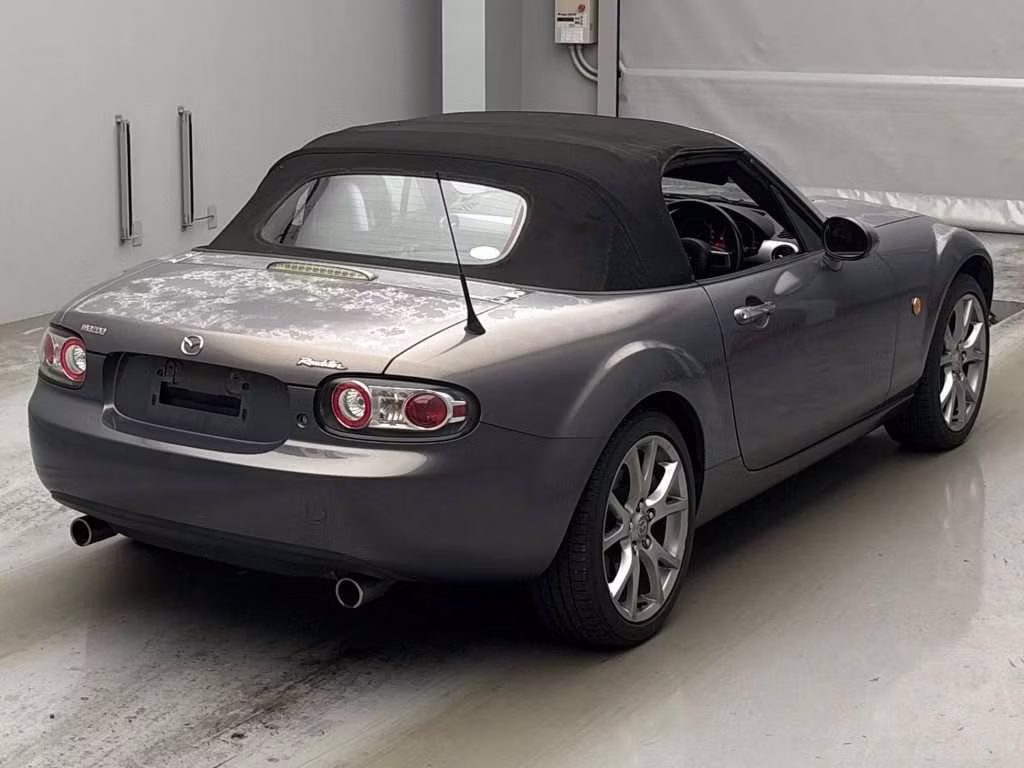 MAZDA ROADSTER