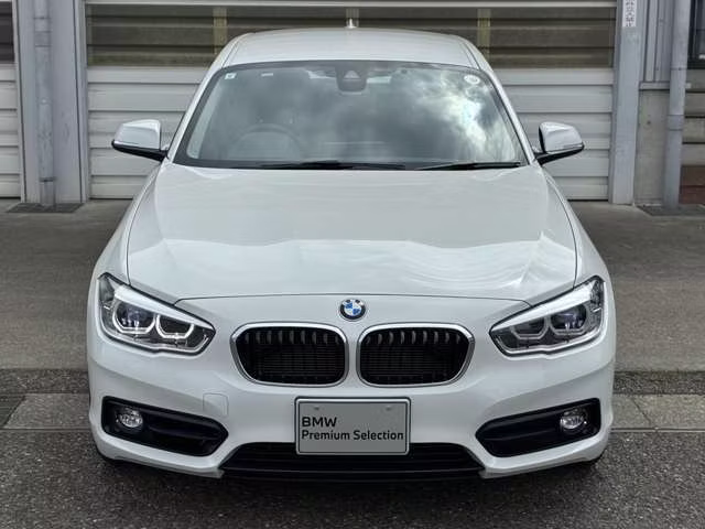 BMW 1-SERIES