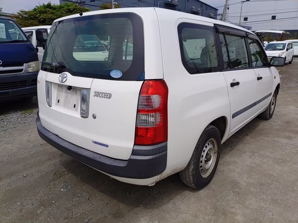 TOYOTA PROBOX