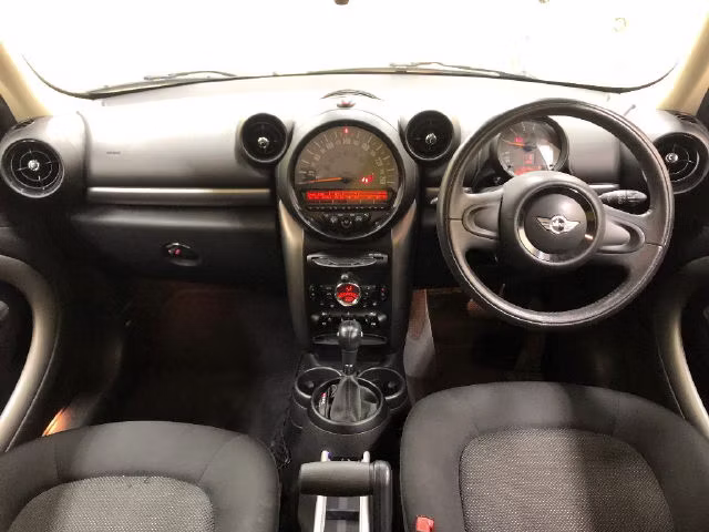 MINI CROSSOVER