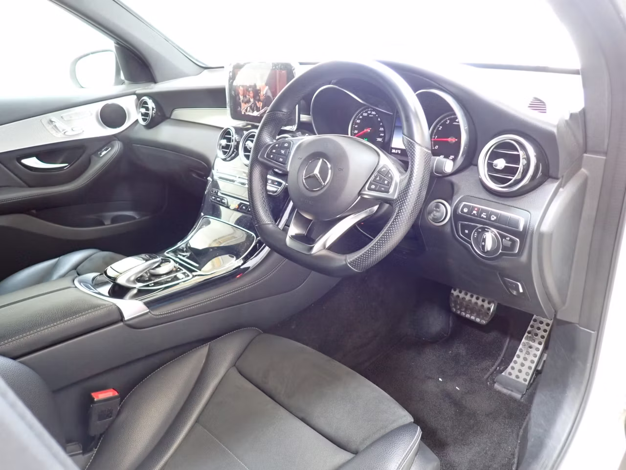 MERCEDES-BENZ GLC-CLASS