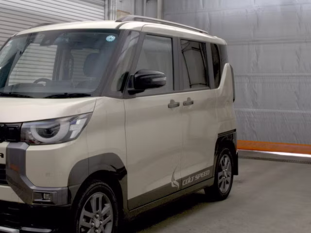 MITSUBISHI DELICA MINI