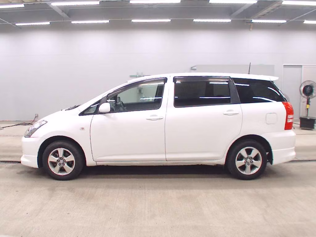 TOYOTA WISH