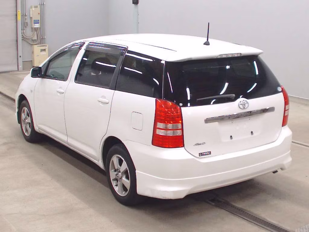 TOYOTA WISH
