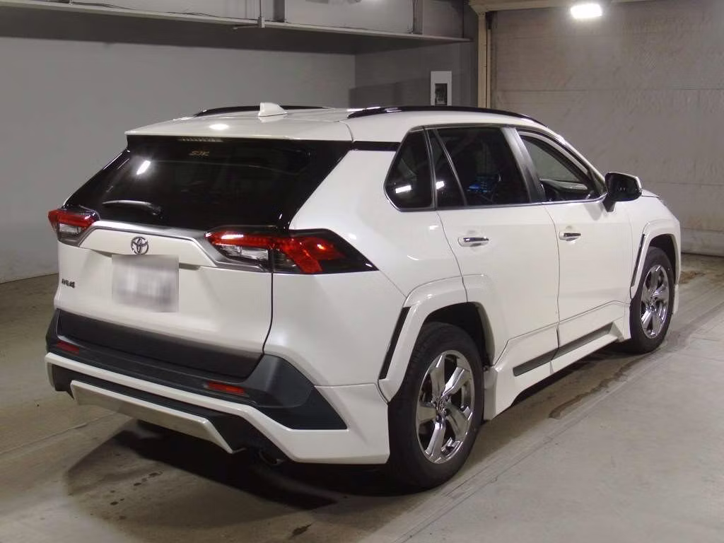 TOYOTA RAV4