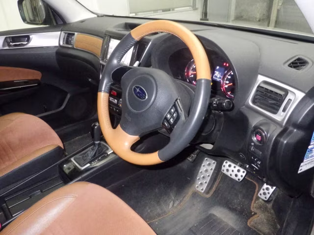 SUBARU EXIGA CROSSOVER 7