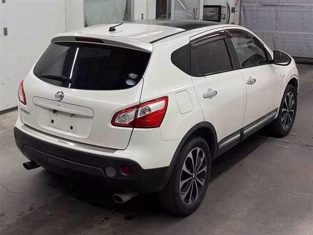 NISSAN DUALIS