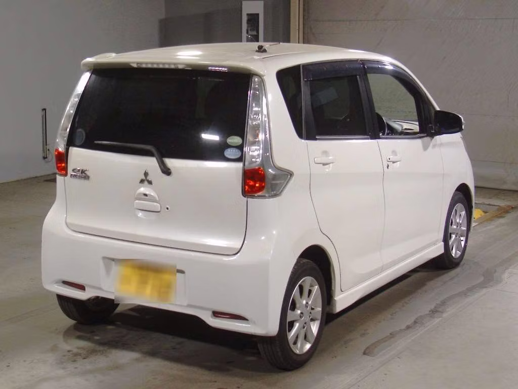 MITSUBISHI EK CUSTOM