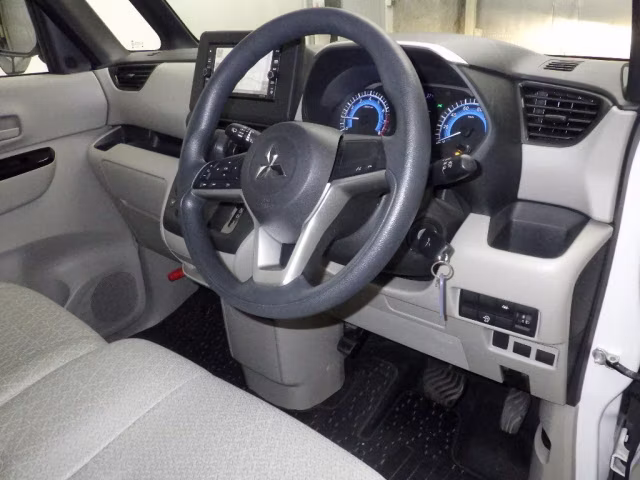 MITSUBISHI EK SPACE
