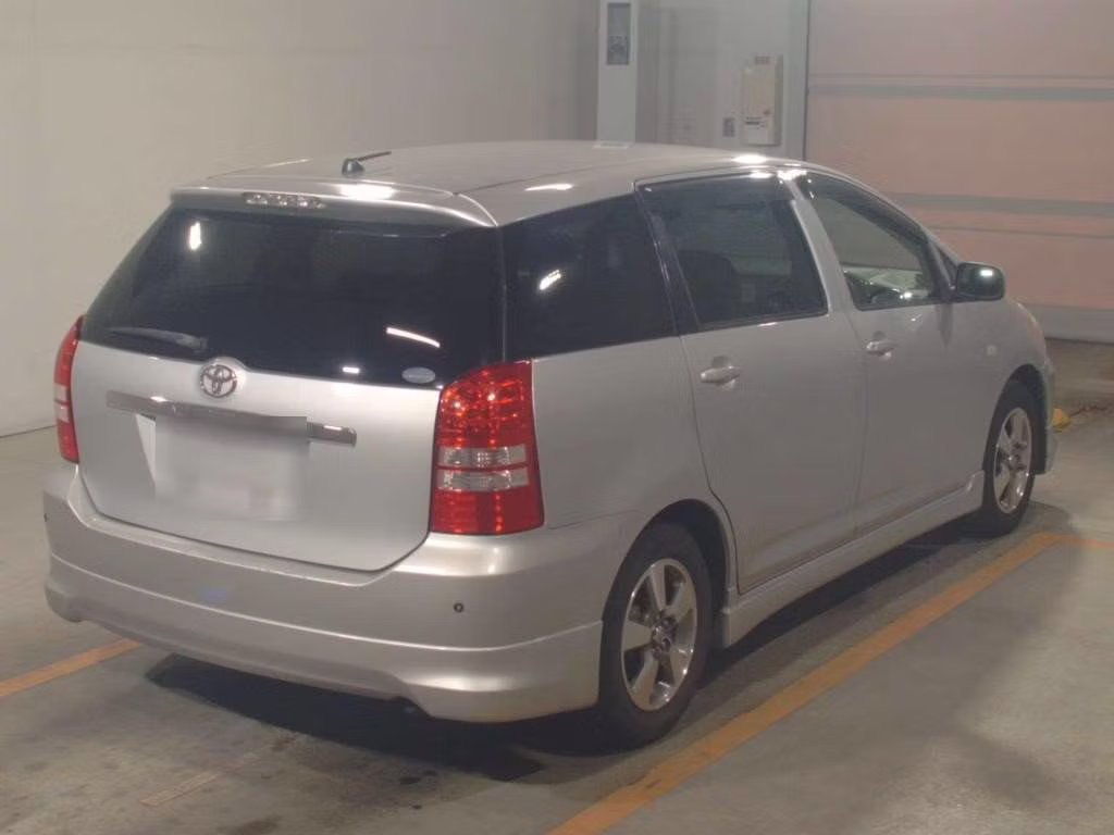 TOYOTA WISH