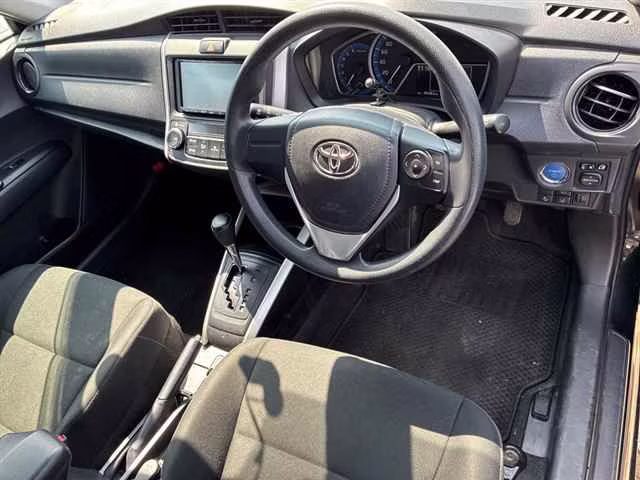 TOYOTA COROLLA FIELDER