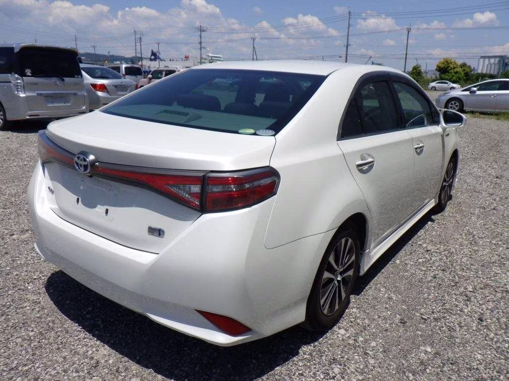 TOYOTA SAI