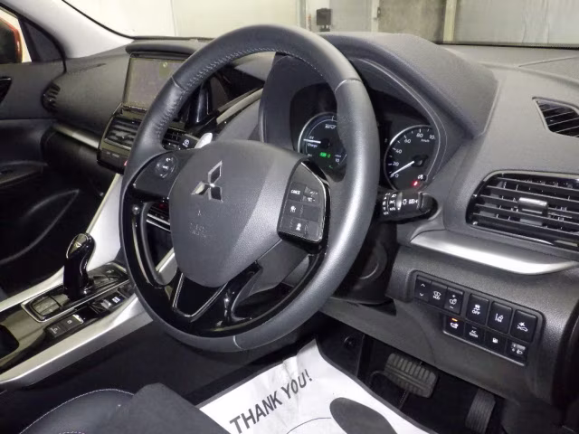 MITSUBISHI ECLIPSE CROSS