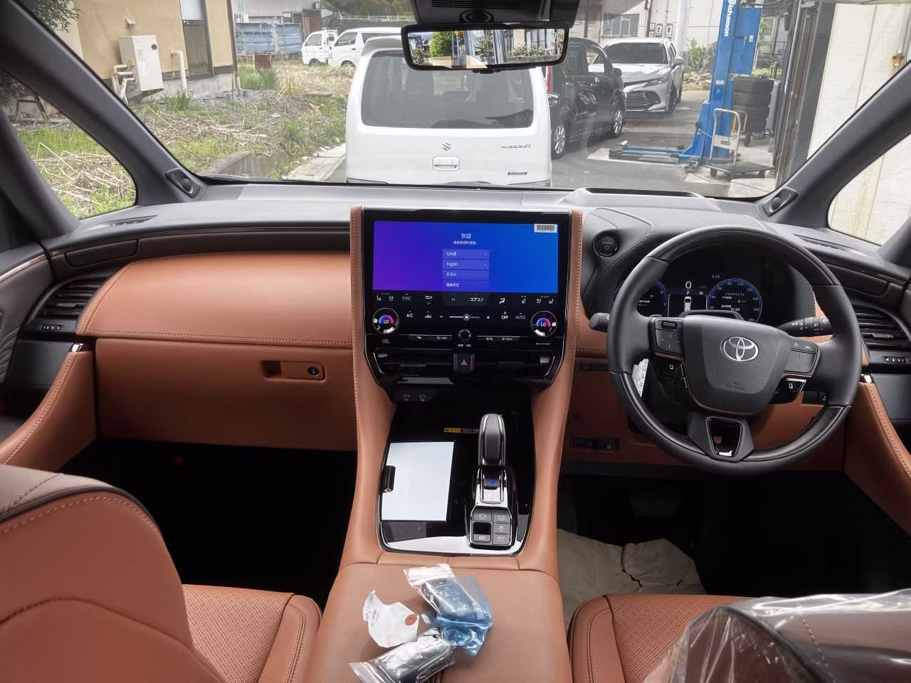 TOYOTA ALPHARD
