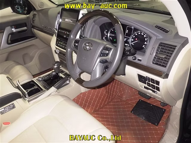 TOYOTA LAND CRUISER