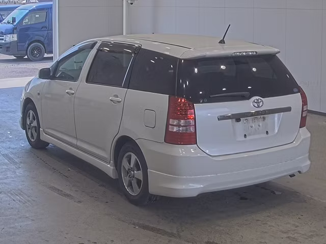 TOYOTA WISH