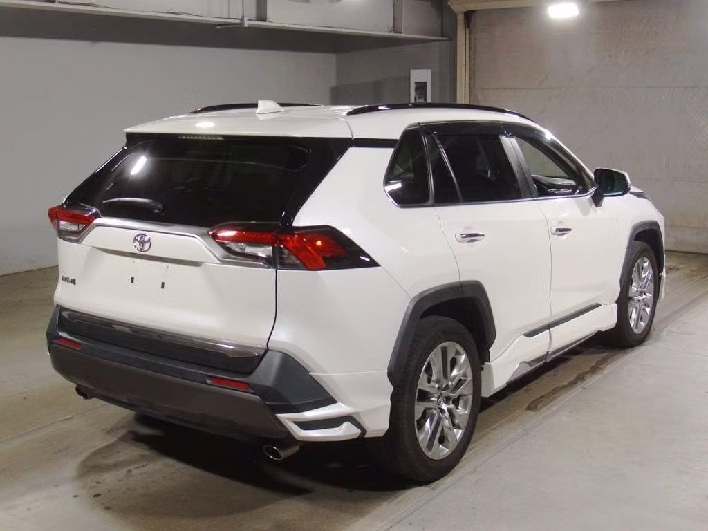 TOYOTA RAV4
