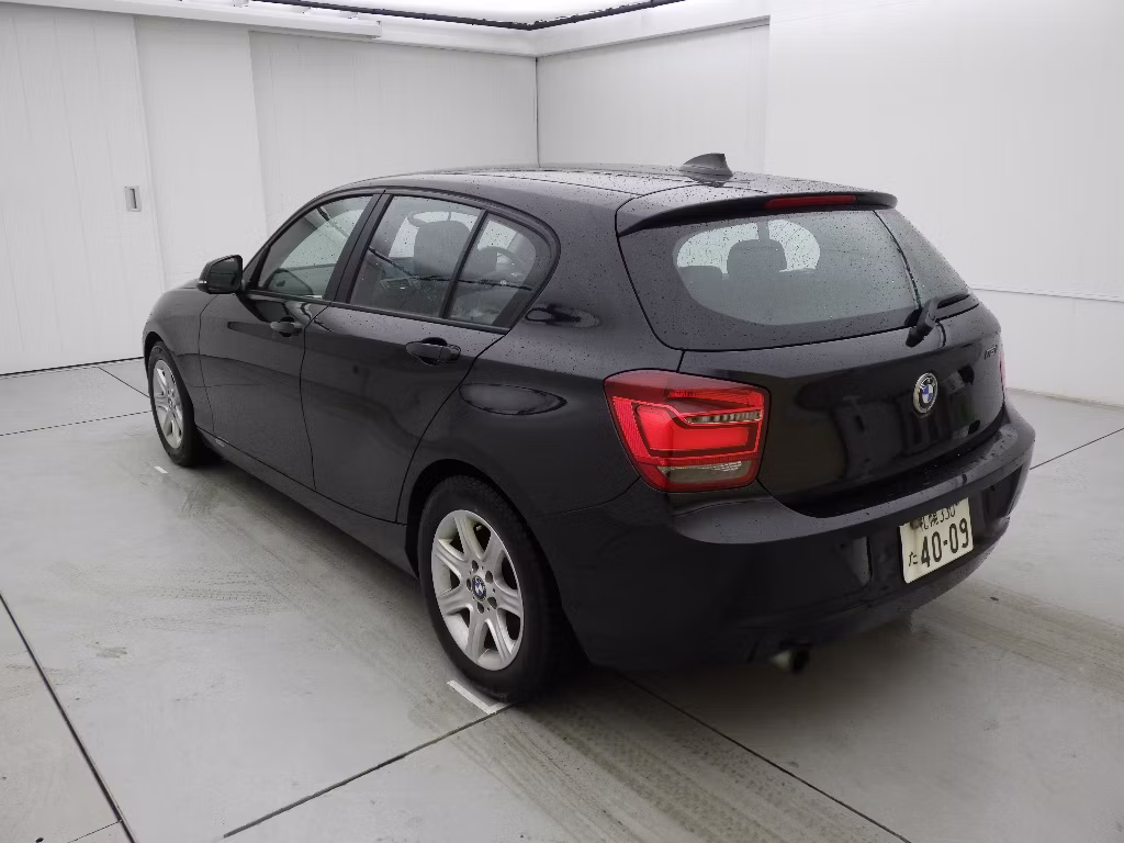BMW 1-SERIES