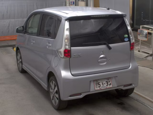 MITSUBISHI EK CUSTOM