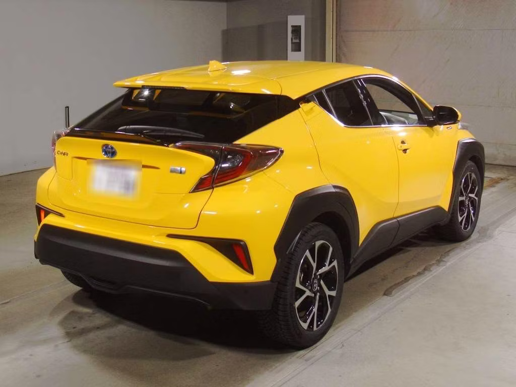 TOYOTA C-HR