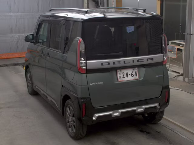 MITSUBISHI DELICA MINI