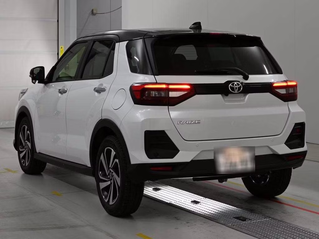 TOYOTA RAIZE