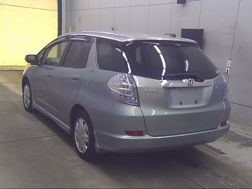 HONDA FIT SHUTTLE