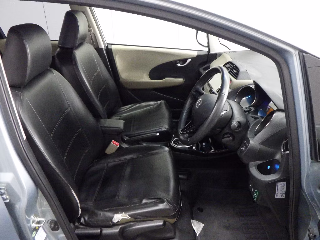 HONDA FIT SHUTTLE