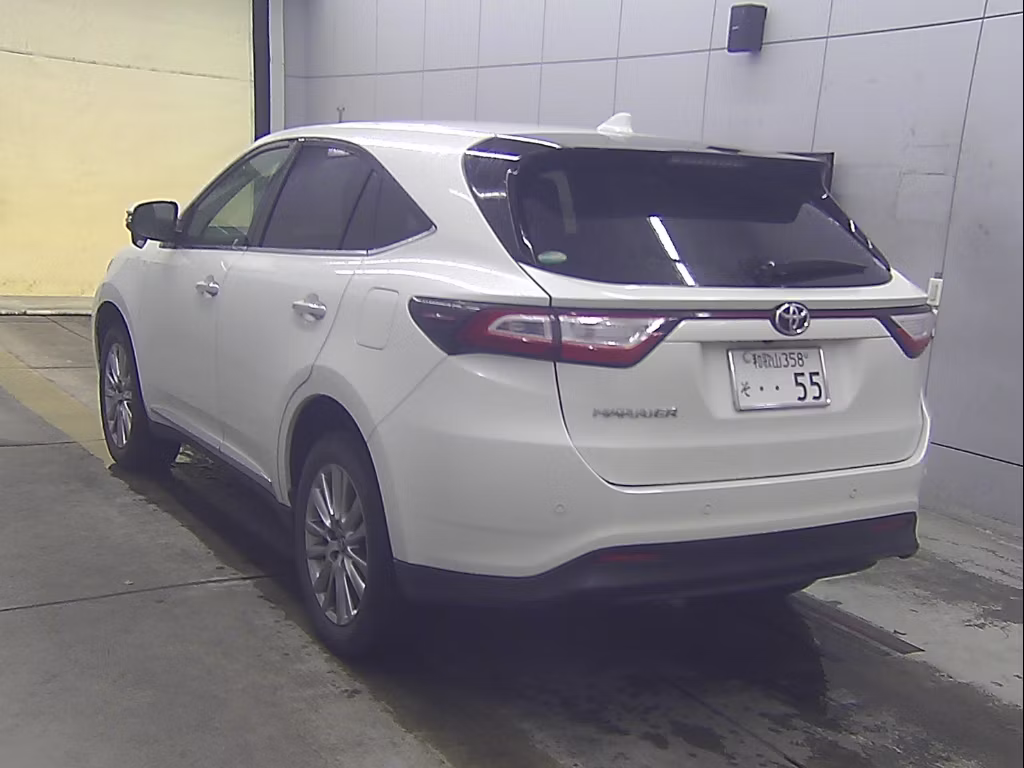 TOYOTA HARRIER