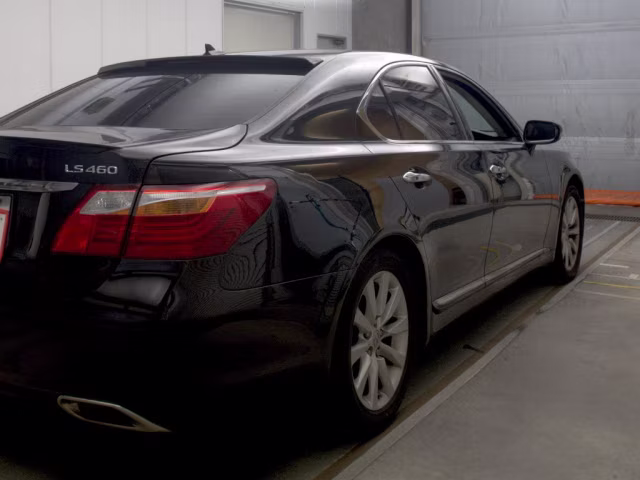 LEXUS LS460