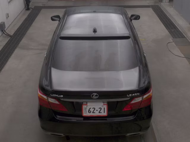 LEXUS LS460